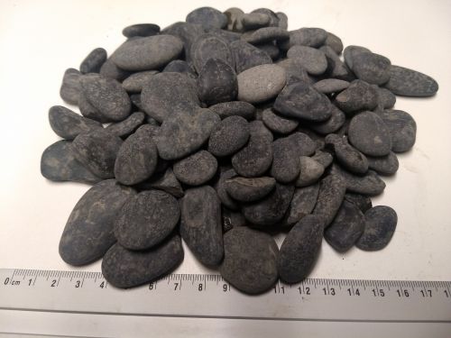 28479 beach pebbles 16 25 mm 1